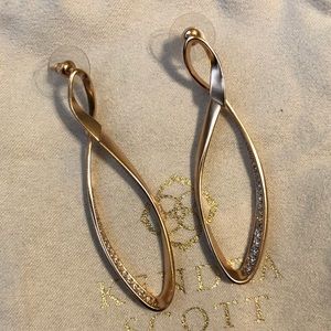 Kendra Scott RARE FIND Rose Gold Earring